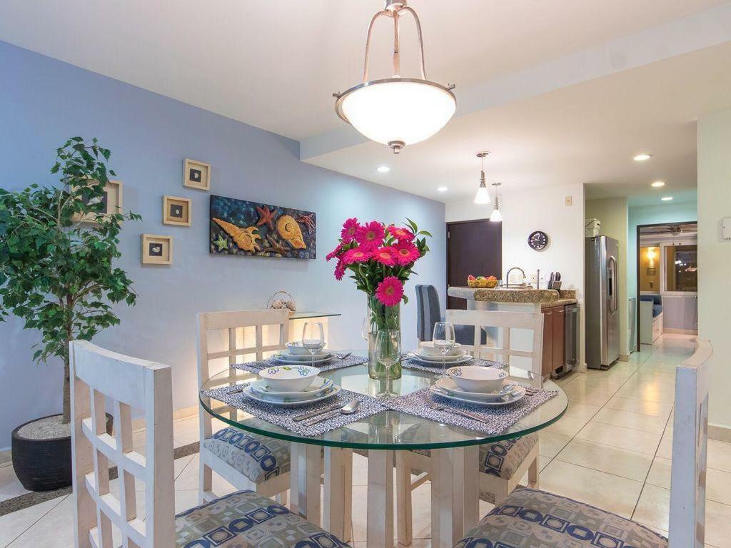 Breathtaking Villa Magna Beachfront Condo, 3 Bedrooms Sleeps 6 Nuevo Vallarta Luaran gambar