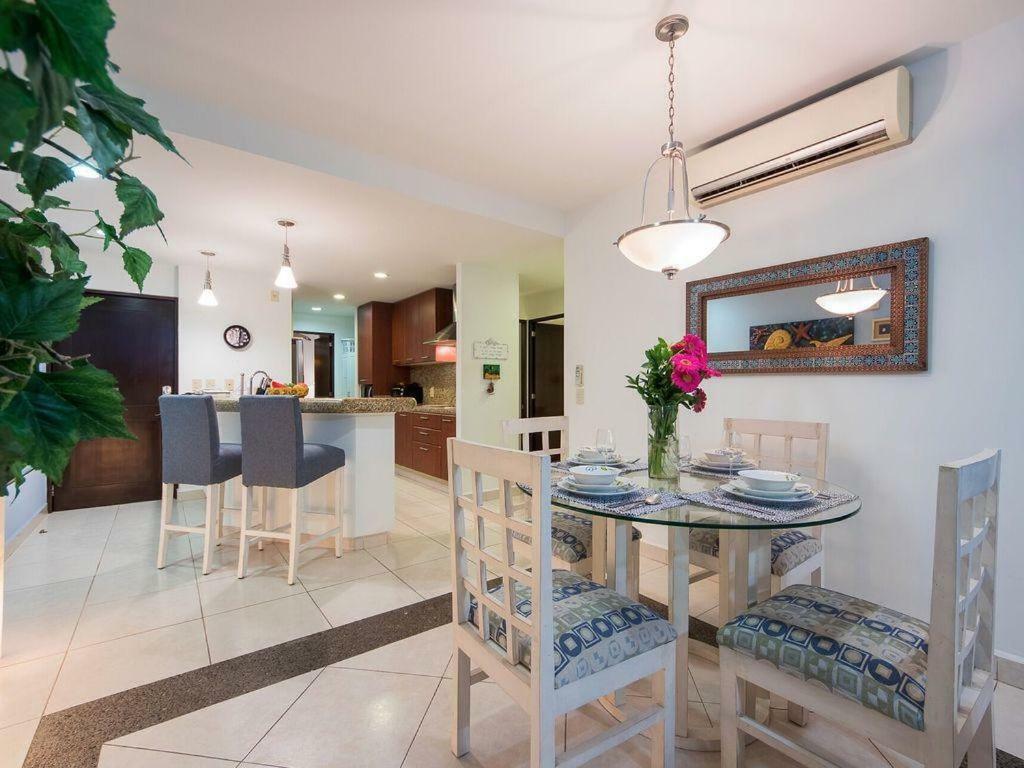 Breathtaking Villa Magna Beachfront Condo, 3 Bedrooms Sleeps 6 Nuevo Vallarta Luaran gambar
